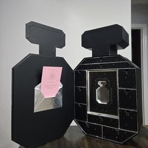 *PLEASE READ* Victoria's Secret Bombshell Advent Calendar GIFT BOX ONLY!